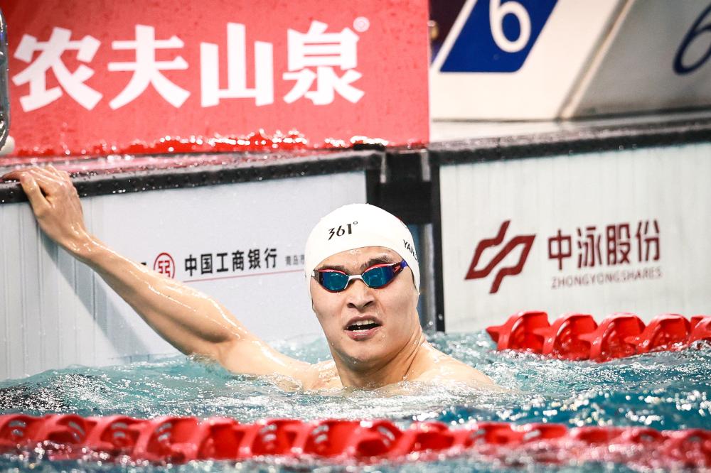 半场战报：勒沃库森0-1多特，安塞尔米诺头槌破门